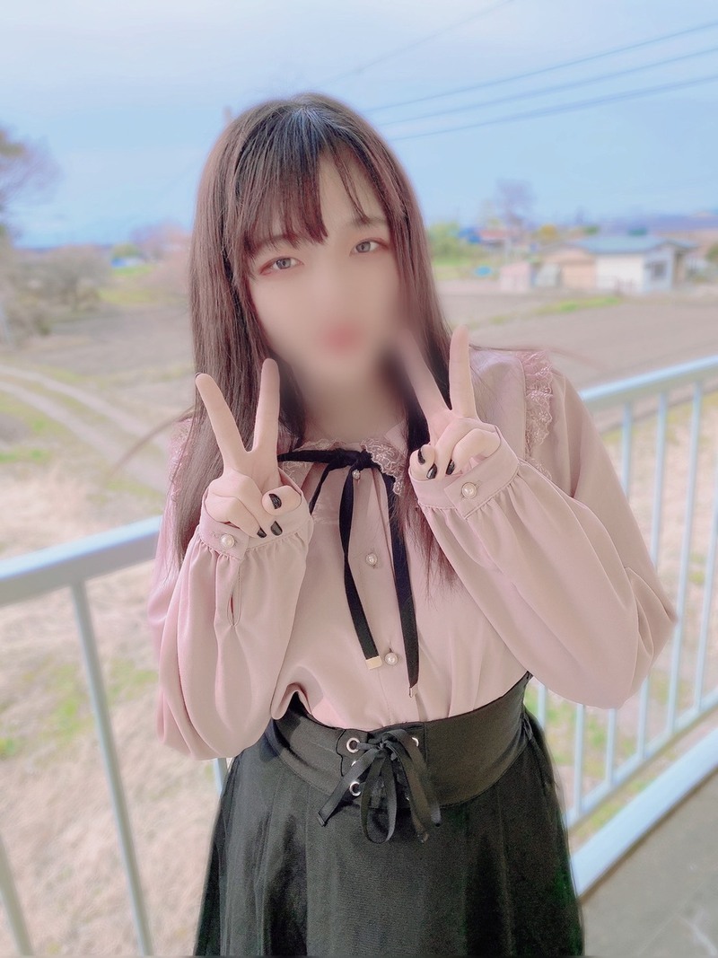 りんごちゃん・超セーラー服が似合う18歳